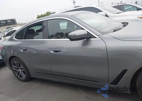 2024 BMW 430I Gran Coupe z USA, uszkodzony, nr VIN WBA63AV01RFS25941